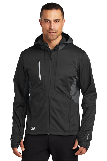 Front View of Blcktp/Gear Gy OGIO Pivot Soft Shell. OE721 plain