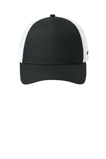 Front View of Blk/White Nike Snapback Mesh Trucker Cap NKFN9893