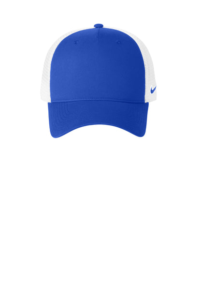 Front View of GmRy/White Nike Snapback Mesh Trucker Cap NKFN9893 plain