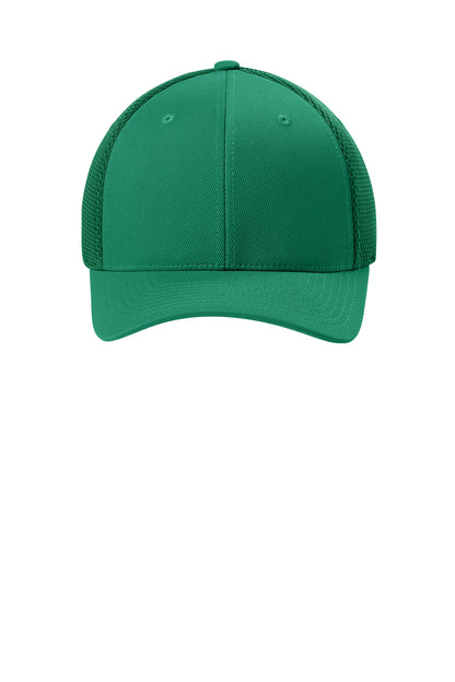 Front View of Green Flexfit Ultrafiber Airmesh Cap FF6533 plain