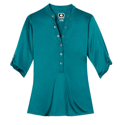 Front View of Torque Teal OGIO - Crush Henley. LOG111 plain