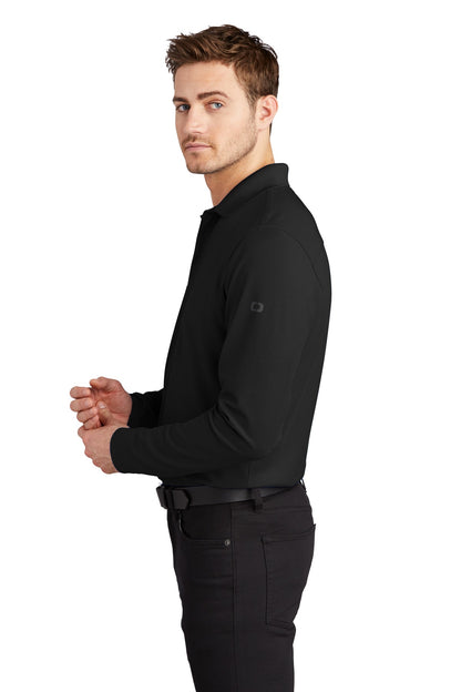 Left View of Blacktop OGIO Caliber2.0 Long Sleeve OG105 plain