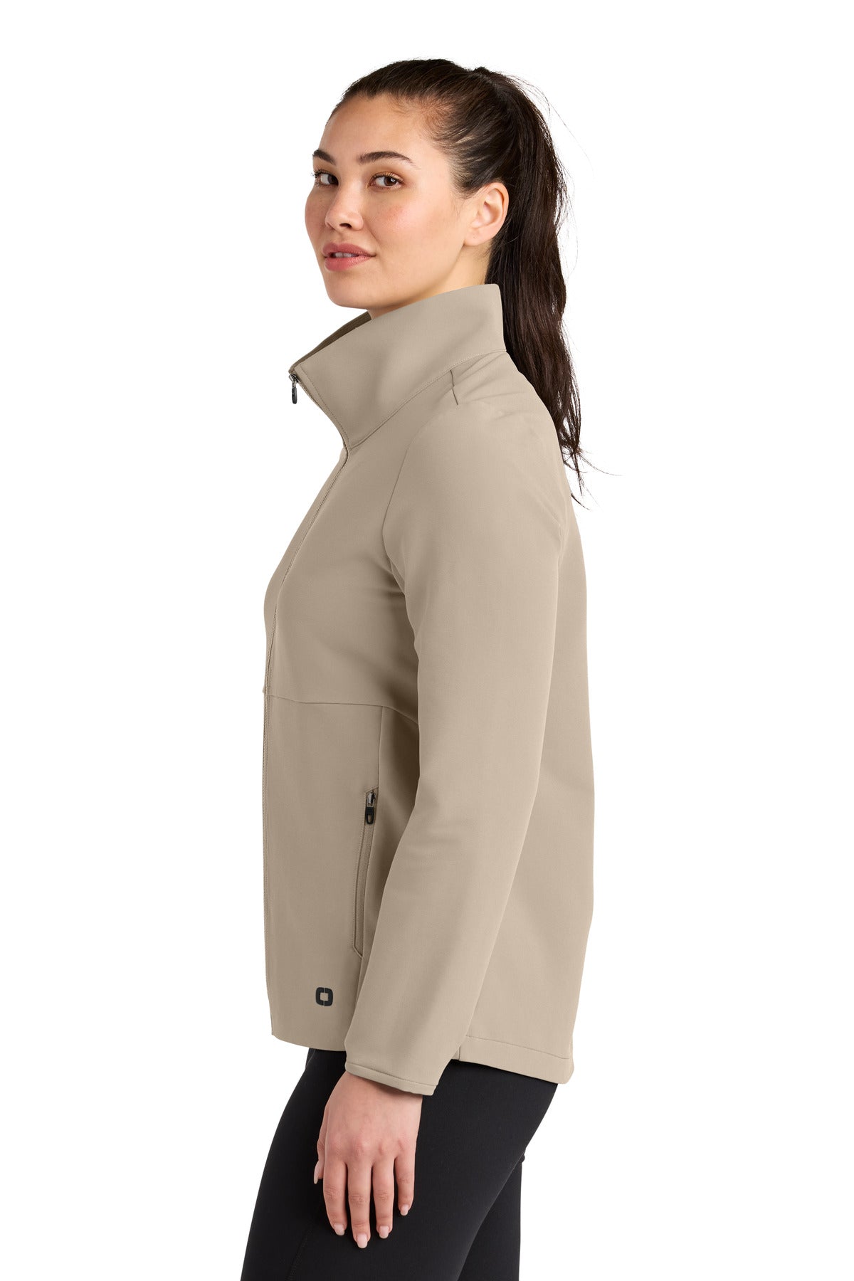 Left View of Sahara OGIO Women's Kinetic Soft Shell LOG740 plain