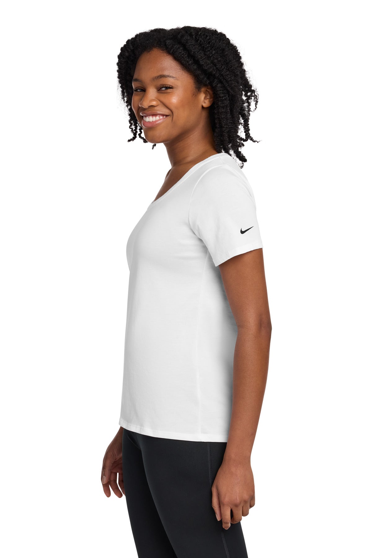 White Nike Women's Dri-FIT Cotton/Poly Scoop Neck Tee. NKBQ5234 plain